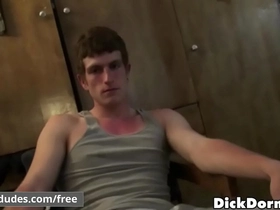 College Straight Friends Experiment Together Suck Each Other's Cock - Reality Dudes
